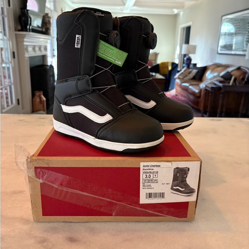 Vans Juvie Linerless sz 3 youth snowboard boots